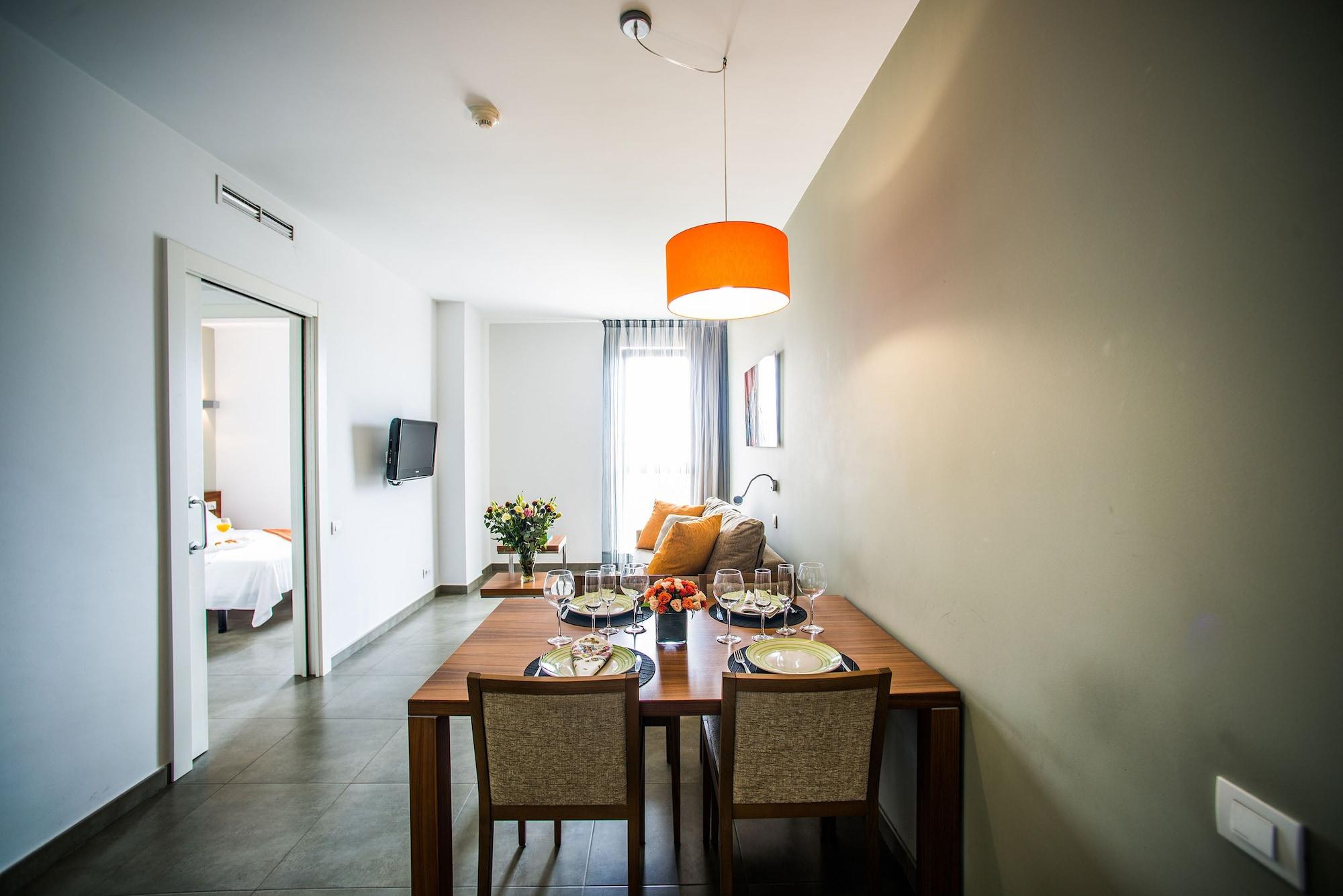 Ona Living Barcelona Apart otel L'Hospitalet de Llobregat Dış mekan fotoğraf