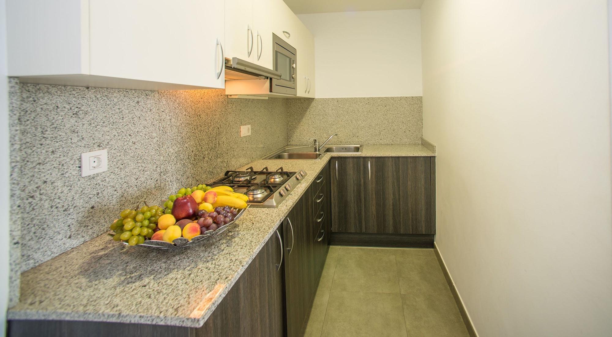 Ona Living Barcelona Apart otel L'Hospitalet de Llobregat Dış mekan fotoğraf