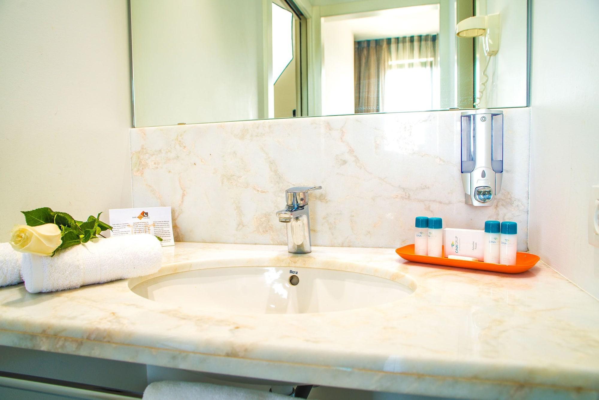 Ona Living Barcelona Apart otel L'Hospitalet de Llobregat Dış mekan fotoğraf