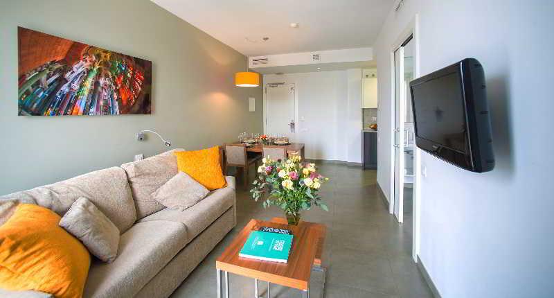 Ona Living Barcelona Apart otel L'Hospitalet de Llobregat Dış mekan fotoğraf