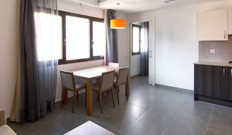 Ona Living Barcelona Apart otel L'Hospitalet de Llobregat Dış mekan fotoğraf
