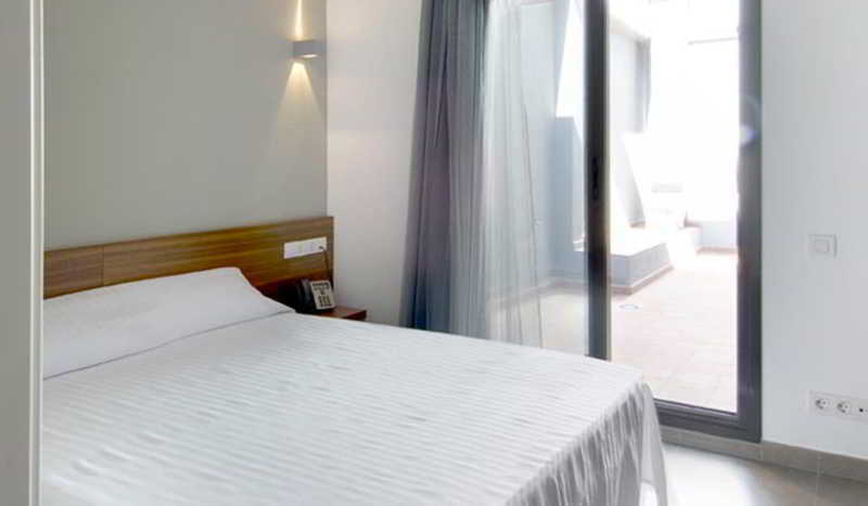 Ona Living Barcelona Apart otel L'Hospitalet de Llobregat Dış mekan fotoğraf